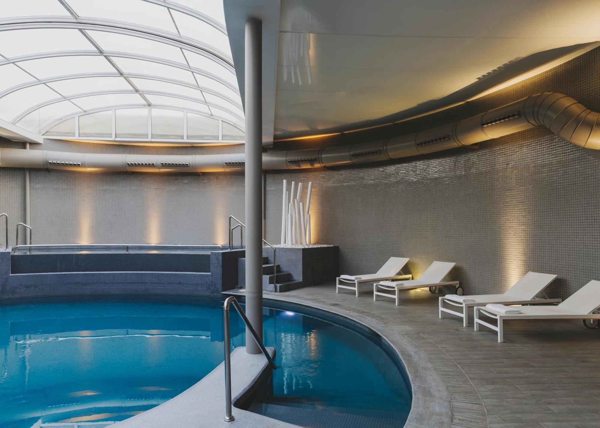 Hotel Spa Mediterraneo Park Roses Exterior photo