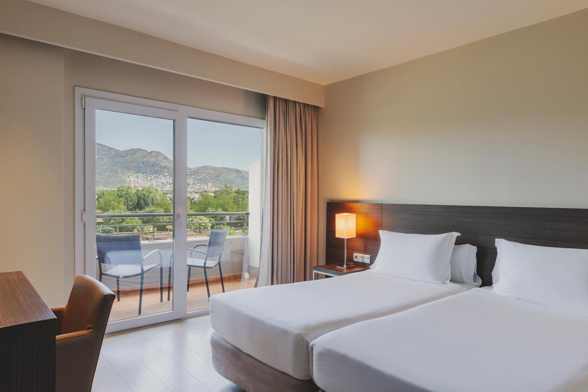 Hotel Spa Mediterraneo Park Roses Room photo