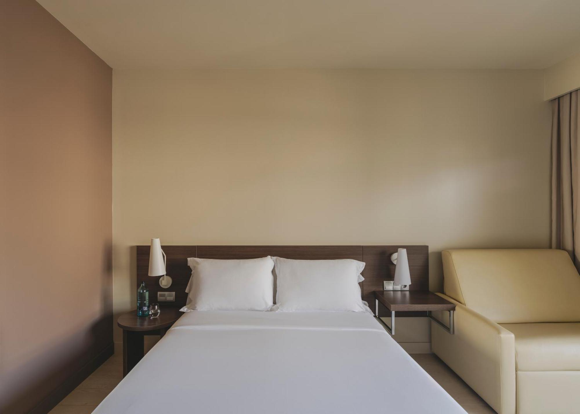 Hotel Spa Mediterraneo Park Roses Exterior photo