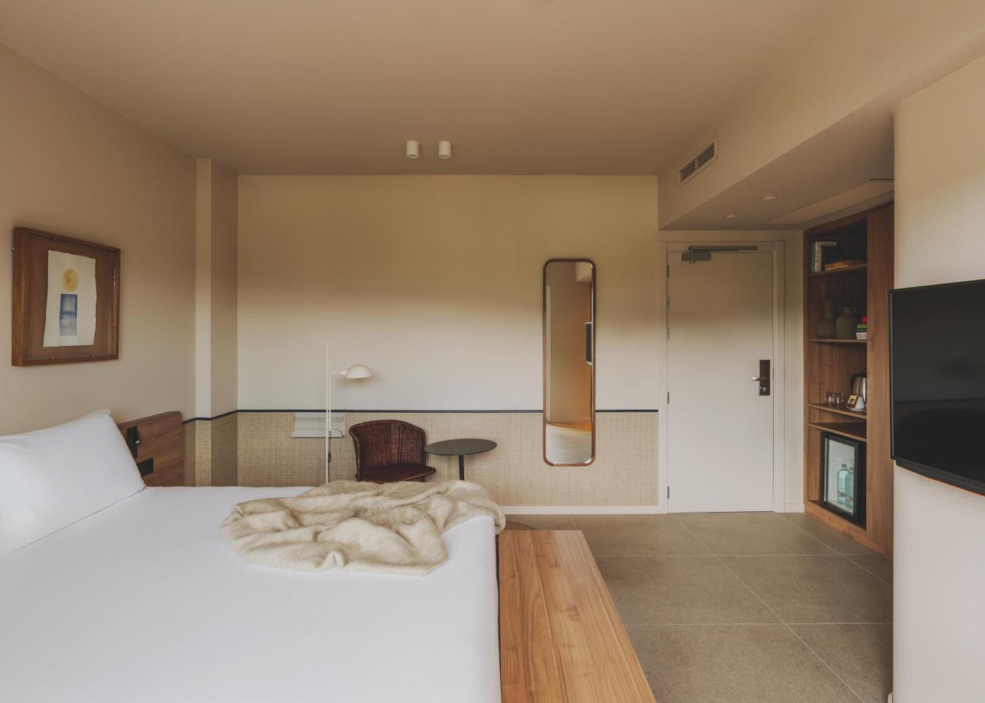 Hotel Spa Mediterraneo Park Roses Exterior photo
