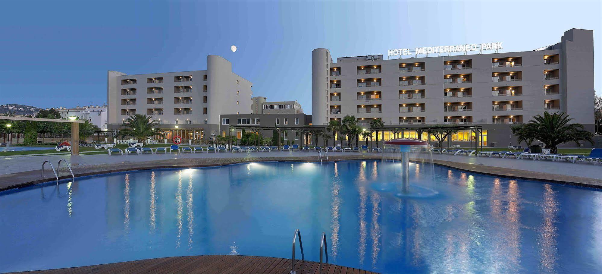 Hotel Spa Mediterraneo Park Roses Exterior photo